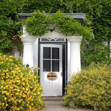 Gasthaus Cuffern Manor Roch Exterior foto